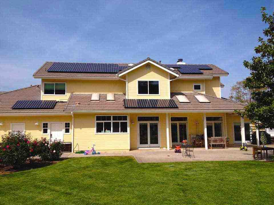 How do I find a reputable solar company?