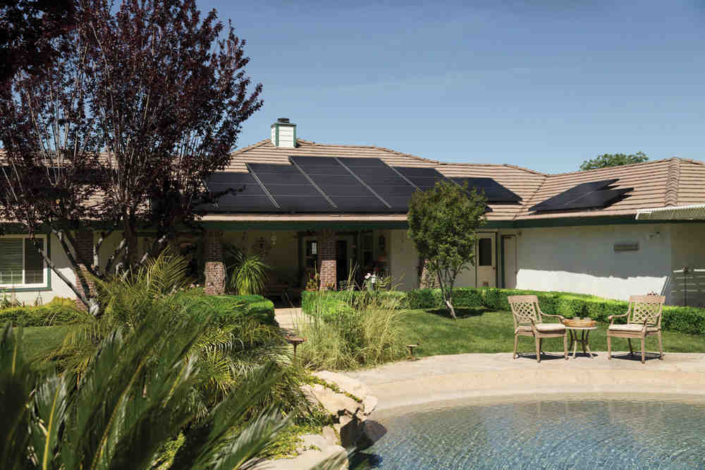 How much does it cost to clean solar panels?