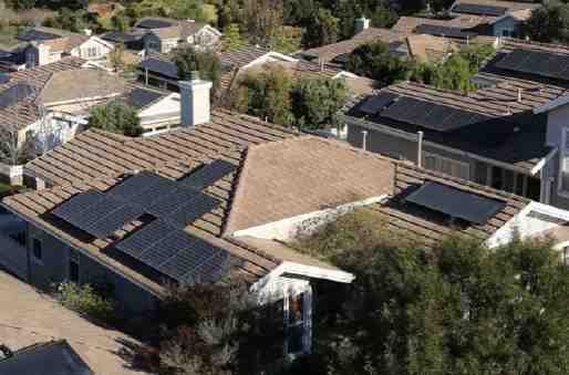 Does California have incentives for solar panels?