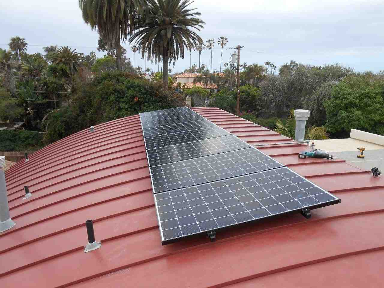 How do I qualify for free solar in California?