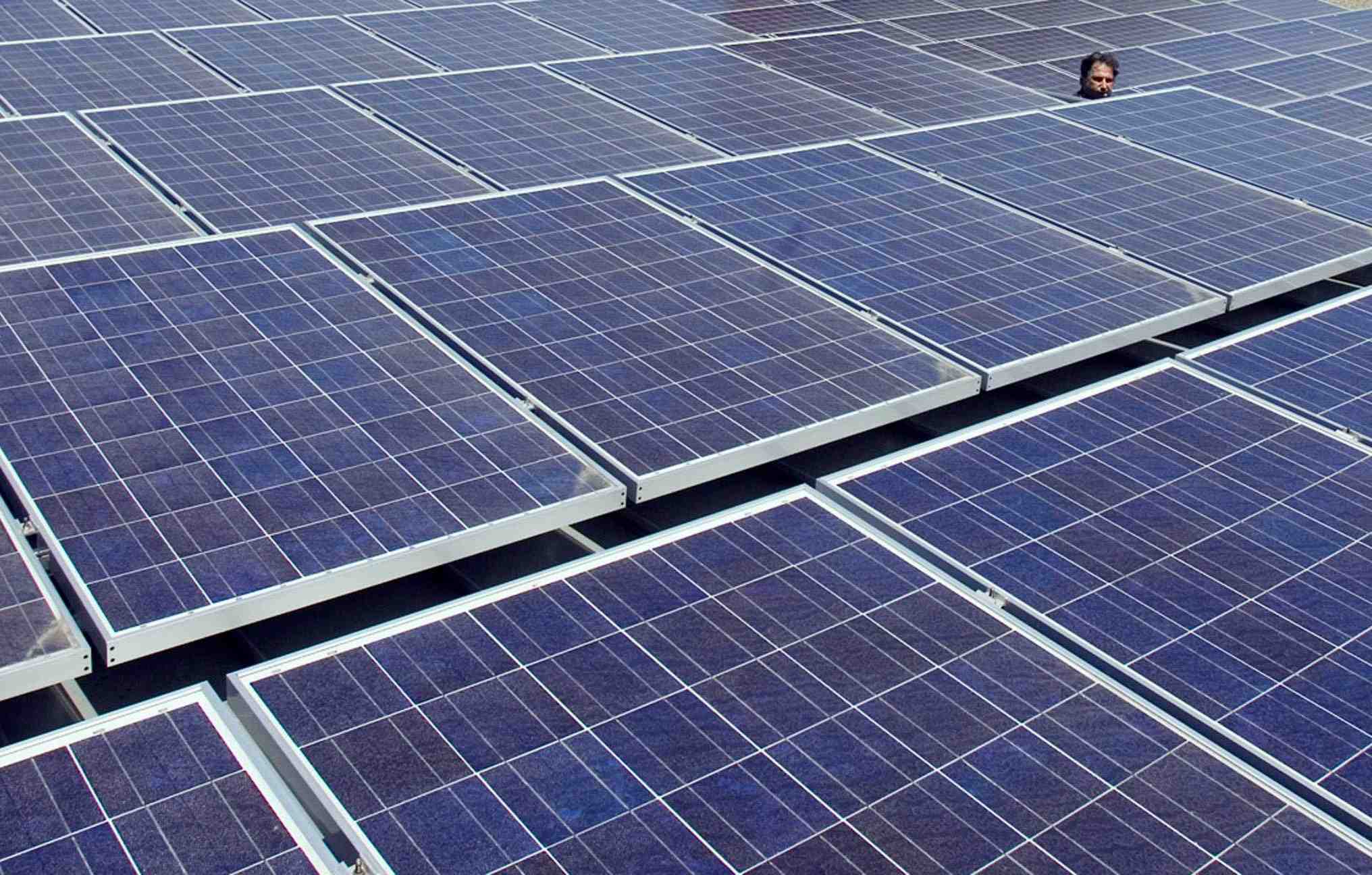 Which solar panel is best in India?