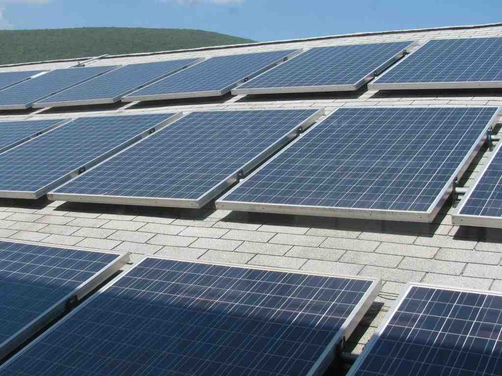What is the disadvantage of solar energy?