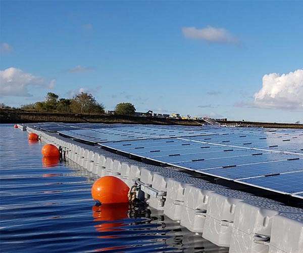 Floating solar farms could help reduce impacts of climate change on lakes and reservoirs