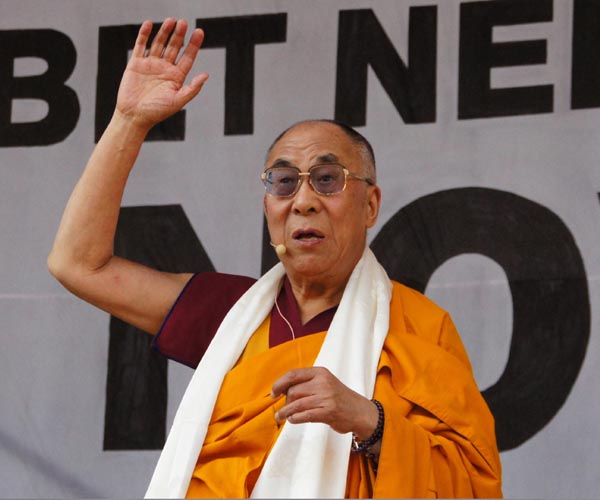 Dalai Lama urges move to renewable energy to combat climate crisis