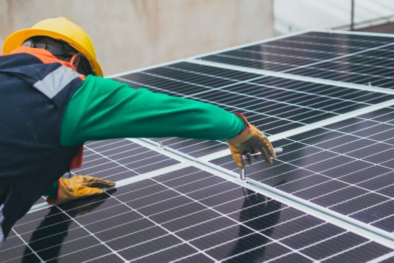 World's largest solar panel maker to slash thousands of jobs