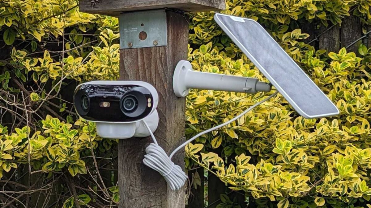 The Reolink Argus 4 Pro Outdoor Security Camera Offers a Wealth of Backup Options