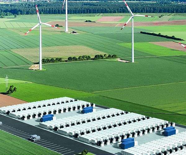 Major Battery Storage Initiative by Rolls-Royce to Boost Zeewolde Wind Farm by 2025