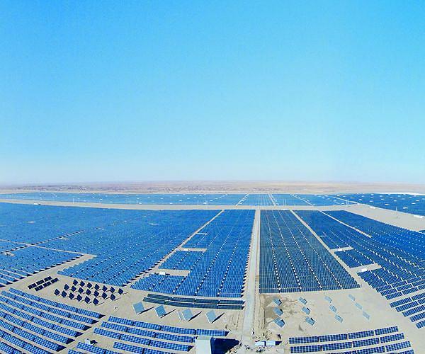 Major Qatari plant to double solar capacity by 2030: minister