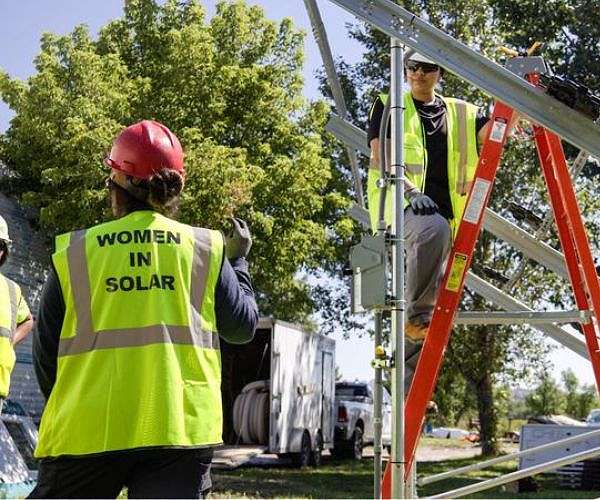 New initiative empowers Native American women with solar training